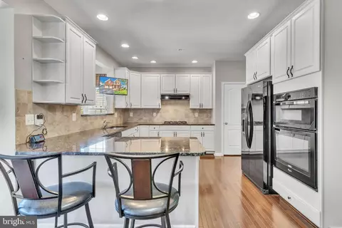 11102 Rodeo Ct, Marlboro, MD 20772 photo 17