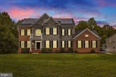 8808 Wind Chime Ct, Marlboro, MD 20772