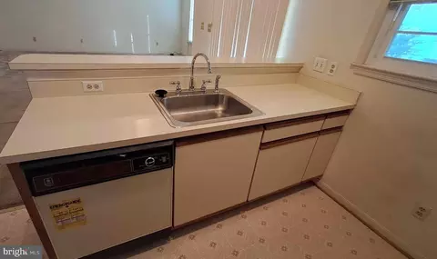 7804 Spinnaker Rd #32, Laurel, MD 20707 photo 7