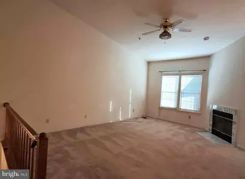 7804 Spinnaker Rd #32, Laurel, MD 20707 photo 4