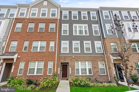 10511 Sally Ride Ln, Lanham, MD 20706