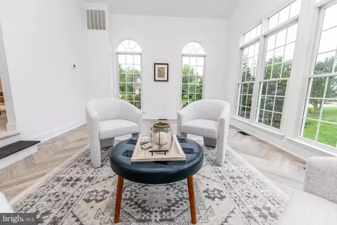Entry Way - 2107 Parkside Dr, Bowie, MD 20721 photo 2 of 6