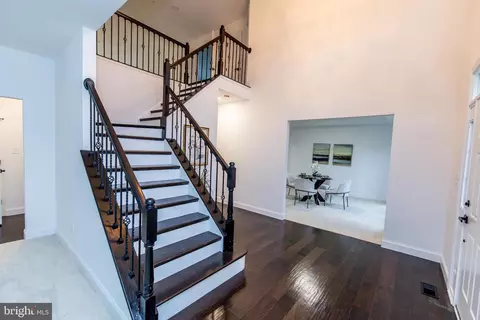 Entry Way - 2107 Parkside Dr, Bowie, MD 20721 photo 3 of 6