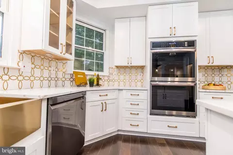Kitchen - 2107 Parkside Dr, Bowie, MD 20721 photo 1 of 5
