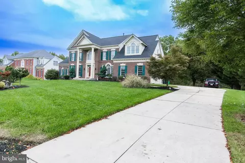 Exterior - 2107 Parkside Dr, Bowie, MD 20721 photo 2 of 6