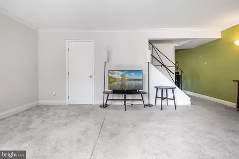 6814 Flagstaff St, Hyattsville, MD 20785
