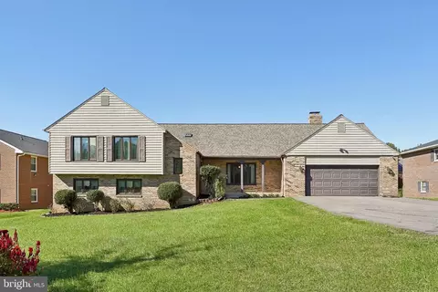 11812 Decesaris Blvd, Bowie, MD 20721
