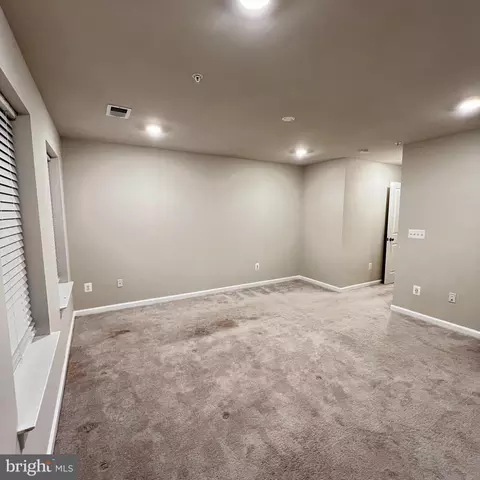 Living - 5529 Lanteen St, Lanham, MD 20706 photo 3 of 3