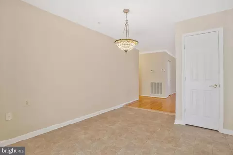 7405 Berryleaf Dr, Laurel, MD 20707 photo 13