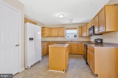 7405 Berryleaf Dr, Laurel, MD 20707 photo 14