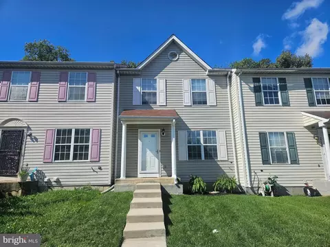 2760 Sweetwater Ct, District Heights, MD 20747