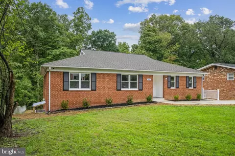 7806 Temple St, Hyattsville, MD 20783