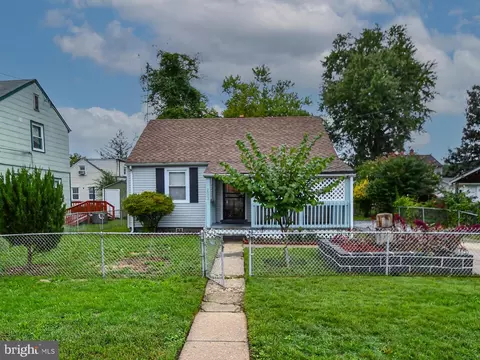 2002 Ravenswood St, Hyattsville, MD 20782