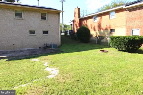 Exterior - 2808 Ritchie Rd, District Heights, MD 20747 photo 2 of 4