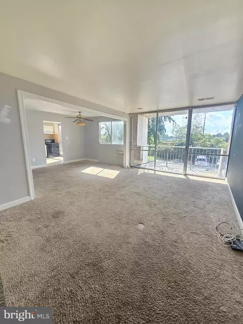 7977 Riggs Rd #8, Hyattsville, MD 20783