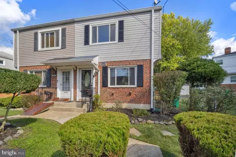 2220 Wyngate Rd, Suitland, MD 20746