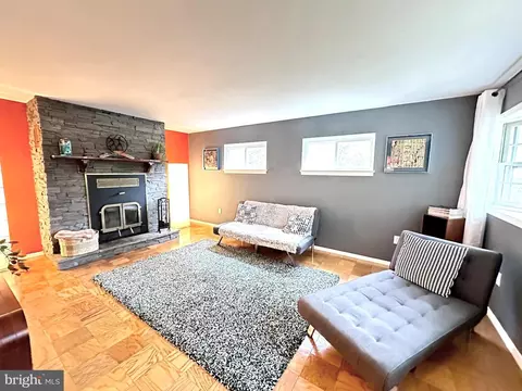 9223 Fowler Ln, Lanham, MD 20706 photo 8