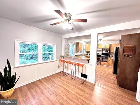 9223 Fowler Ln, Lanham, MD 20706 photo 11