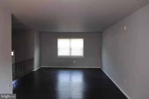 6612 Magnolia Ter, Lanham, MD 20706 photo 5