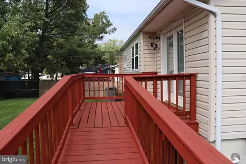 6612 Magnolia Ter, Lanham, MD 20706 photo 23
