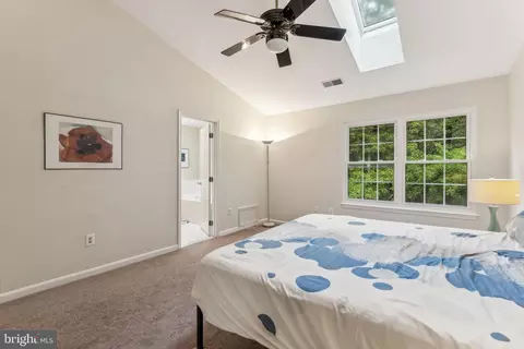 9212 Vanfleet Ct, Laurel, MD 20708 photo 30