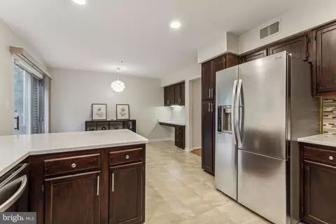 9212 Vanfleet Ct, Laurel, MD 20708 photo 23