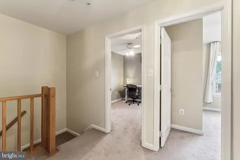 9212 Vanfleet Ct, Laurel, MD 20708 photo 36
