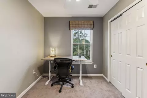 9212 Vanfleet Ct, Laurel, MD 20708 photo 41