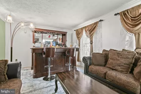 6425 Tiffany Ct, Lanham, MD 20706 photo 4