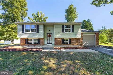 12300 Brolass Rd, Clinton, MD 20735