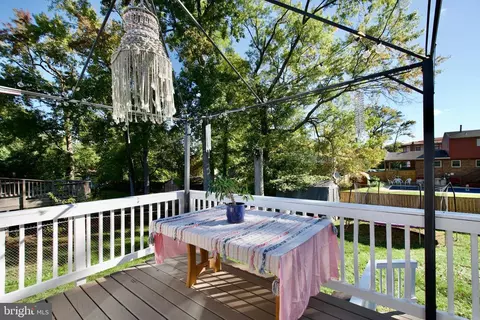 Exterior - 7011 96th Pl, Lanham, MD 20706 photo 3 of 8
