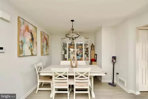 Dining - 7011 96th Pl, Lanham, MD 20706 photo 1 of 2