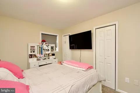 Bedroom - 7011 96th Pl, Lanham, MD 20706 photo 2 of 10