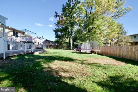 Exterior - 7011 96th Pl, Lanham, MD 20706 photo 6 of 8