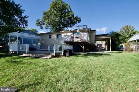 Exterior - 7011 96th Pl, Lanham, MD 20706 photo 8 of 8