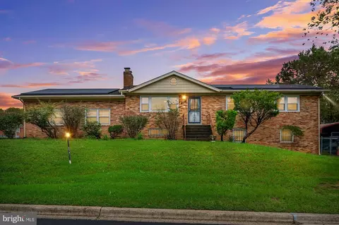 9500 Beverly Ave, Clinton, MD 20735