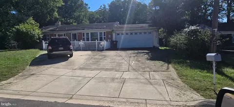 2915 Hempstead Dr, Fort Washington, MD 20744