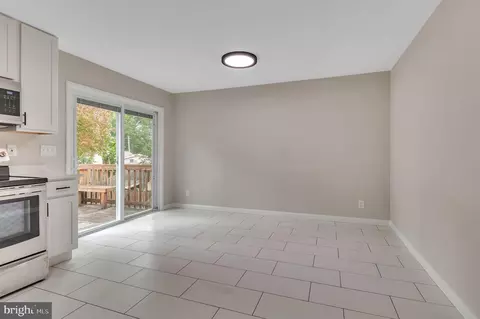 8631 Irvin Ave, Lanham, MD 20706 photo 5
