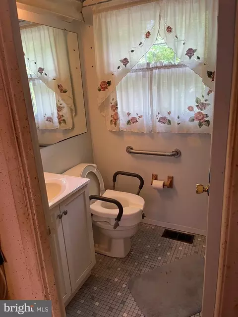 13402 Oxhill Ct, Bowie, MD 20715 photo 32