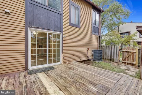 7302 Split Rail Ln, Laurel, MD 20707 photo 28