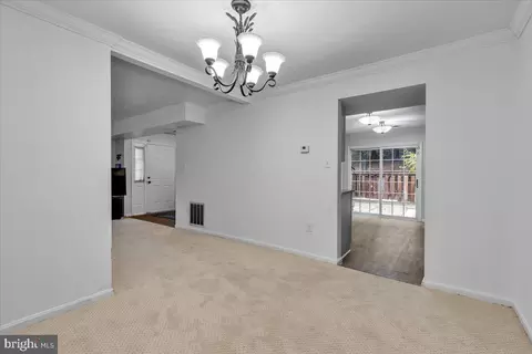7302 Split Rail Ln, Laurel, MD 20707 photo 8