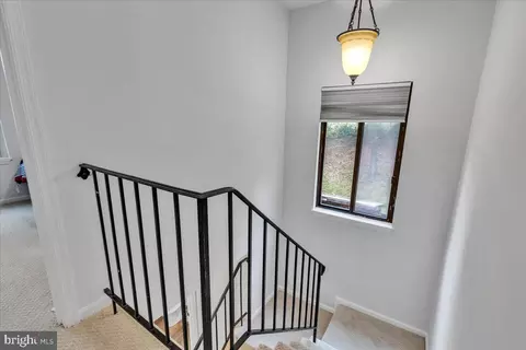 7302 Split Rail Ln, Laurel, MD 20707 photo 15