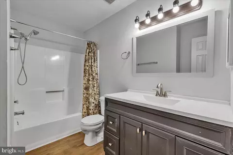 7302 Split Rail Ln, Laurel, MD 20707 photo 23