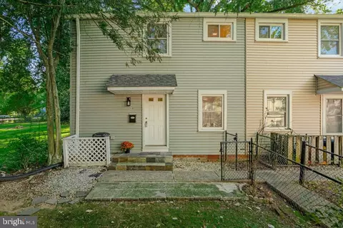 14 Ridge Rd #V1, Greenbelt, MD 20770