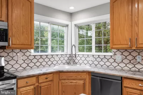 Kitchen - 15511 Brinton Way, Brandywine, MD 20613 photo 4 of 4