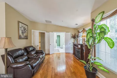 10417 Foxlake Dr, Bowie, MD 20721 photo 24