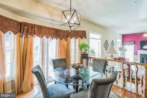 10417 Foxlake Dr, Bowie, MD 20721 photo 10