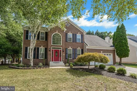10417 Foxlake Dr, Bowie, MD 20721