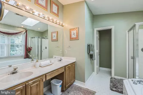 10417 Foxlake Dr, Bowie, MD 20721 photo 25