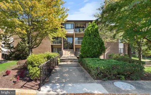 11238 Cherry Hill Rd #T-2, Beltsville, MD 20705